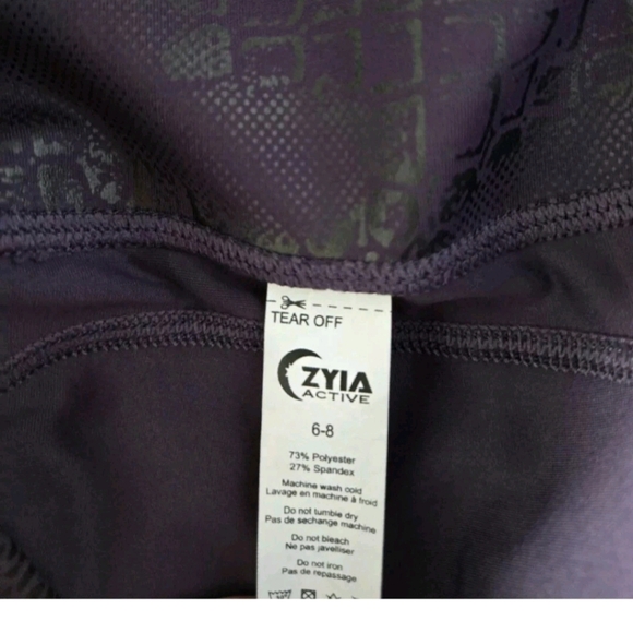 Zyia Active Leggings Womens Sz 6-8 Plum w/ Black Metallic Print Hi Rise Pockets - Picture 9 of 9